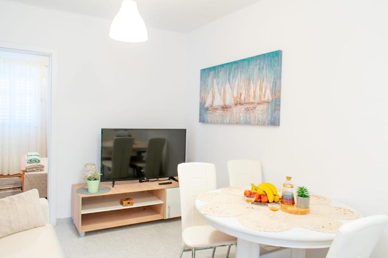 Apartman Karmen Kaštela Eksteriør billede